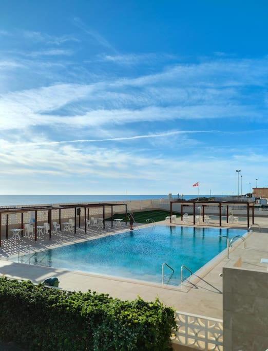 Apartamento Premium Con 5 Piscinas Barbacoa Tenis Frontenis Mareny Blau Eksteriør bilde